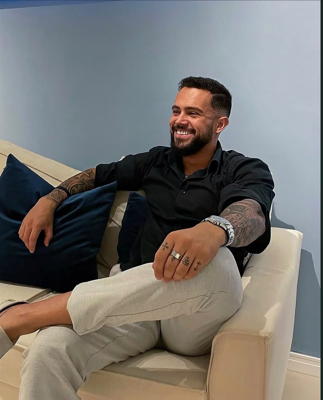 Cairo Rossi em ambiente profissional